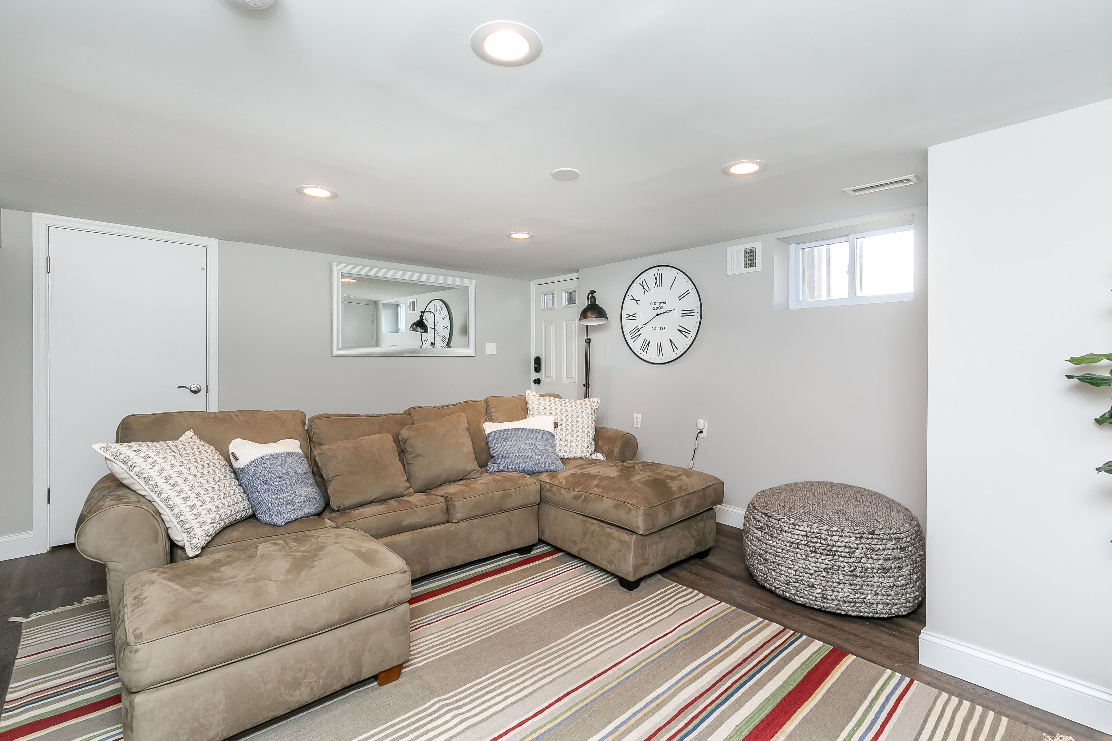 Una Smart TV, un reproductor de DVD