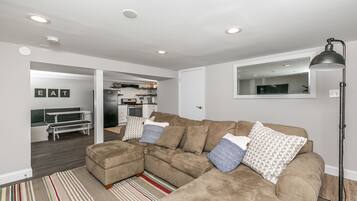 Smart TV, DVD player