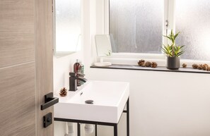 Feriehus - privat badeværelse | Badeværelse