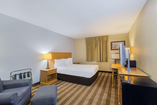 Room - Americas Best Value Inn Fargo (Fargo)