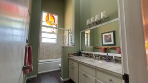Premium Villa | Bathroom