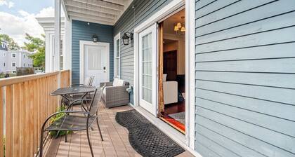 Spacious 2BR 2BA Condo & 2x Parking, Minutes from Central Sq, MIT, Harvard.