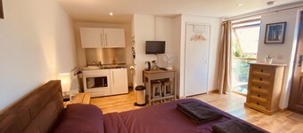 Private Detached Annex in Isleham 