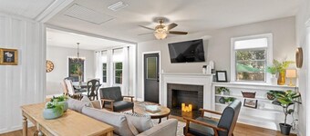 The Leona House~Huge Backyard~Downtown Georgetown