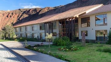 Fachada de la propiedad