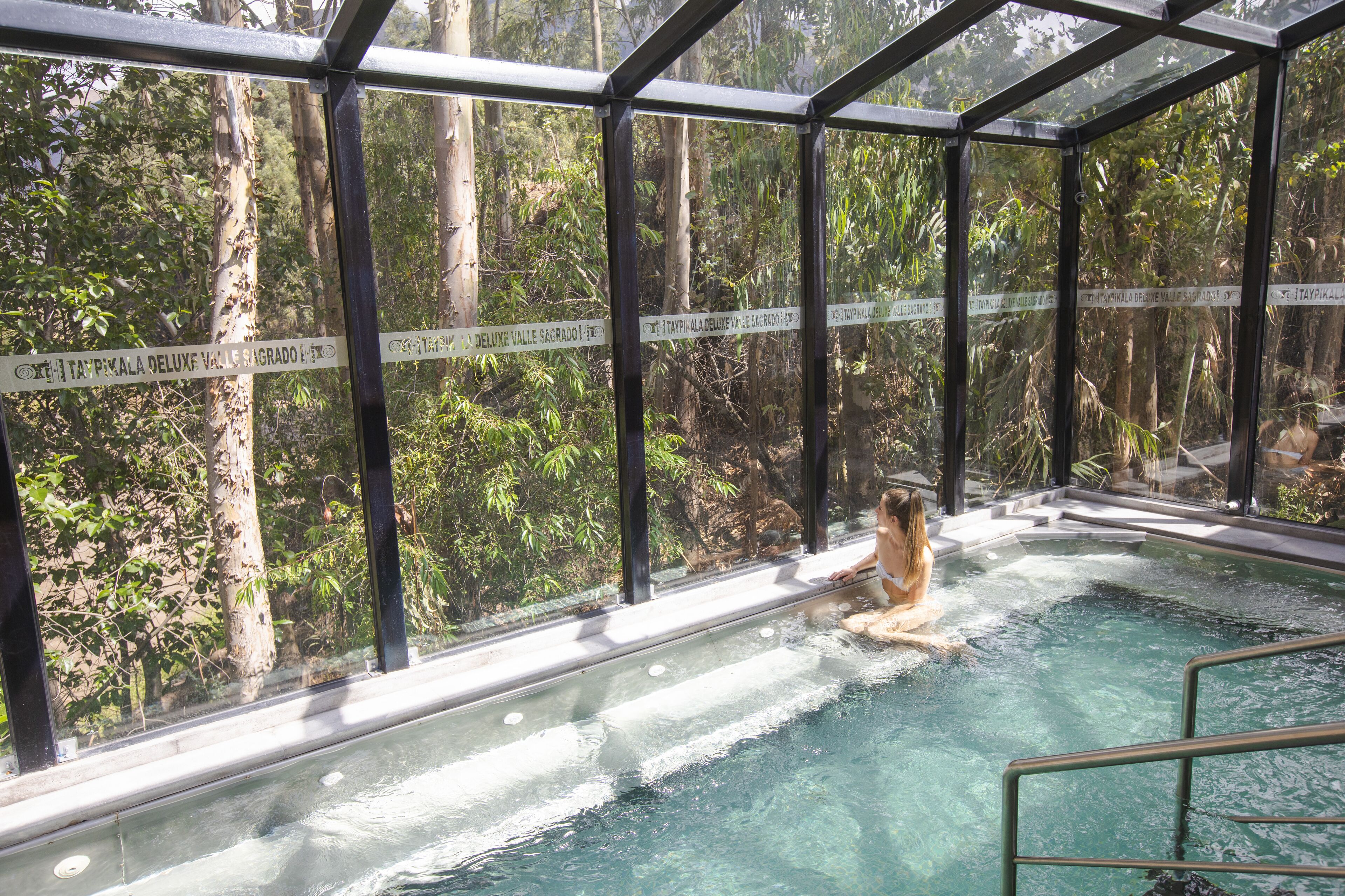 couples treatment room(s), sauna, hot tub, steam room