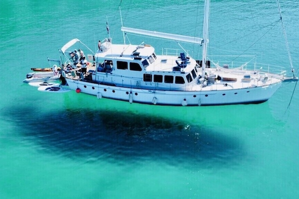 70’ custom sailing cruiser