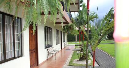 Apartment 10: Condos Vista al Volcan - Second Floor