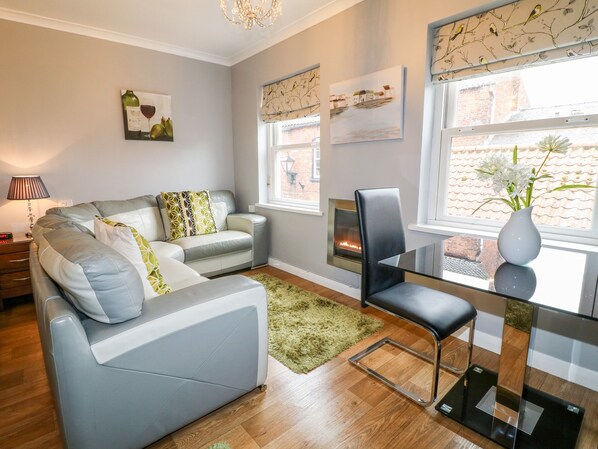 Cottage | Interior