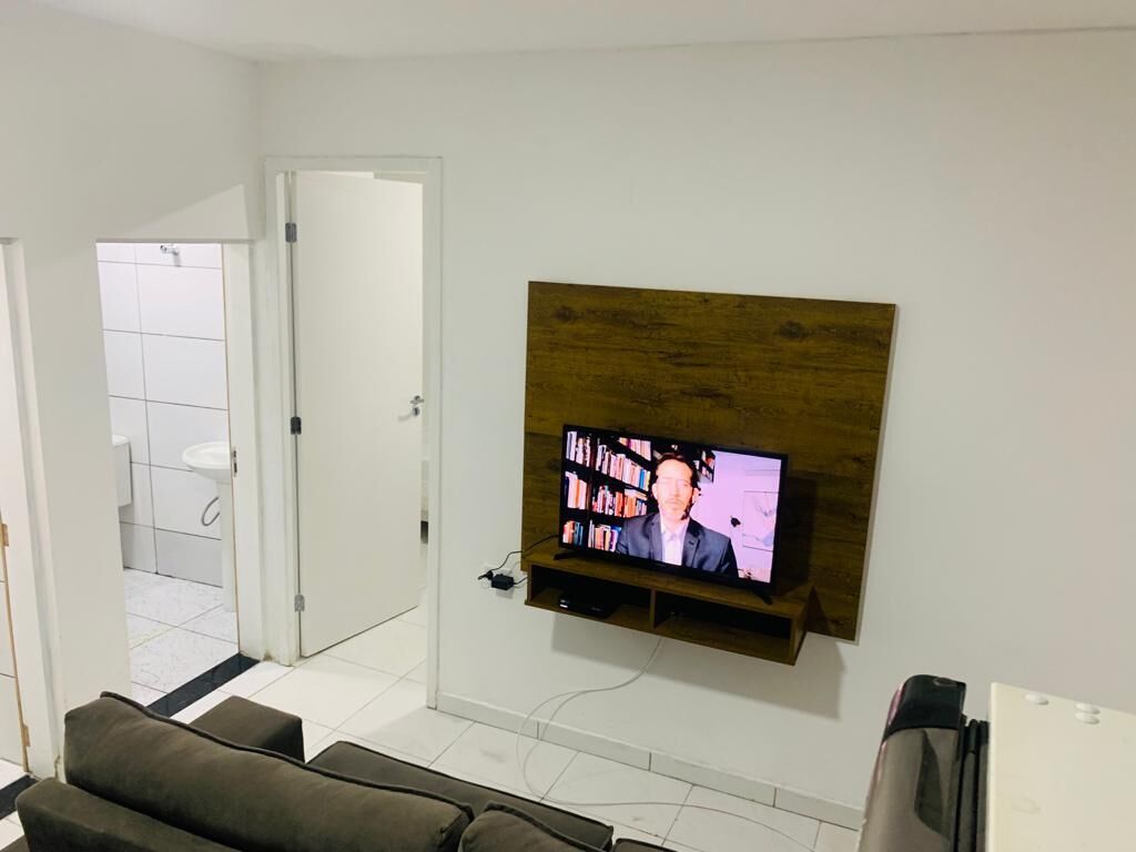 APARTAMENTO 03 - 01 DORMITÓRIO | Oleskelualue | LCD-televisio