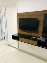 APARTAMENTO 20 - 02 DORMITÓRIOS | 起居区 | 液晶电视