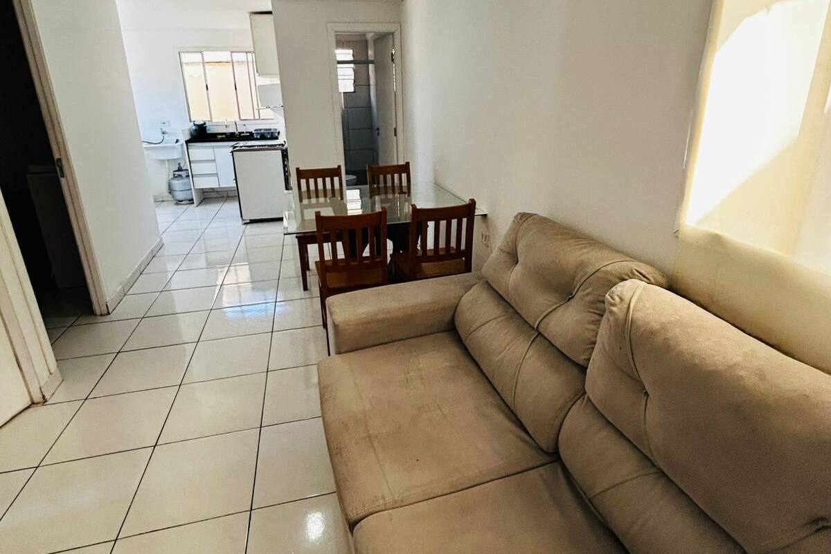 APARTAMENTO 17 - 02 DORMITÓRIOS | Área de sala de estar | Televisión LCD