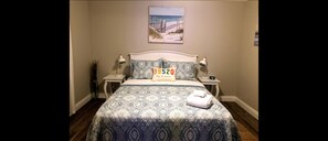 3 bedrooms, desk, iron/ironing board, travel cot