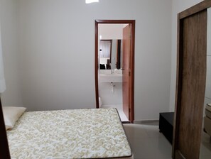 4 bedrooms, WiFi, wheelchair access - Wonderful property 3 min. Thermas - 4 bedrooms - 5 x 3 SWIMMING POOL - Wi-Fi - complete (SP)