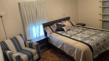1 bedroom, WiFi, bed sheets