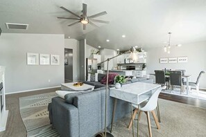 Smart TV, fireplace, offices