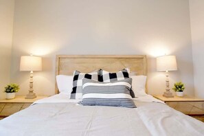 3 chambres, bureau, fer et planche à repasser, Wi-Fi gratuit