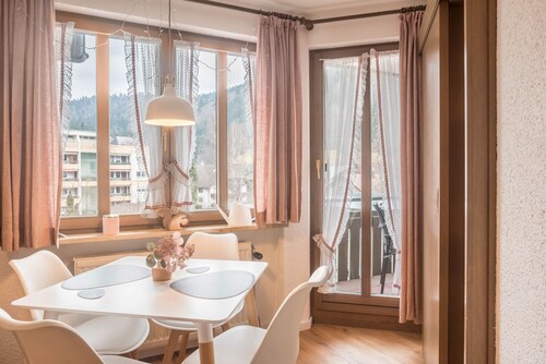 Apartment "Kupferkanne 17" with Balcony, Wi-Fi & Mountain View