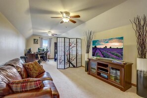 Fireplace, stereo