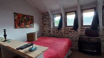 1 chambre, lit parapluie, draps fournis