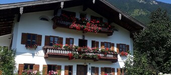 Apartment for 3pers. 60 sqm, living room/kitchen, bedroom, shower/WC, WLAN