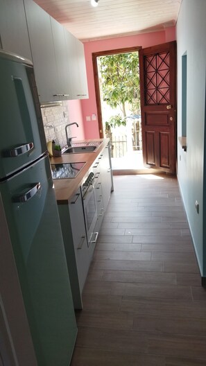 Fridge, cookware/dishes/utensils, dining tables - με θεα το ηλιοβασίλεμα sunset view (αφησσος)