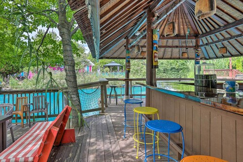 Resort-Style Condo with Lake-View Balcony!