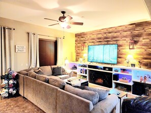 Smart TV, fireplace, stereo