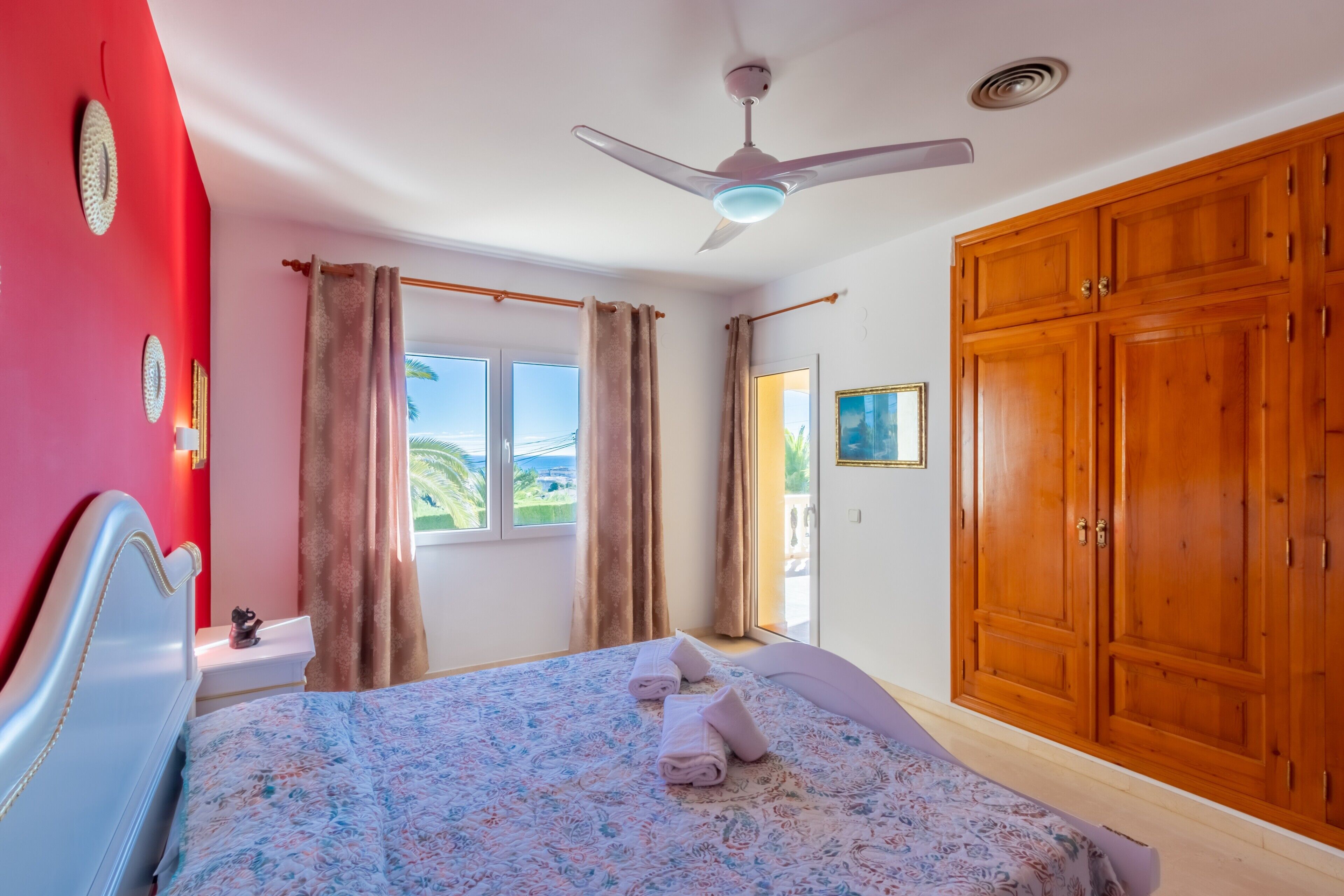 4 Schlafzimmer, kostenloses WLAN, Bettwäsche