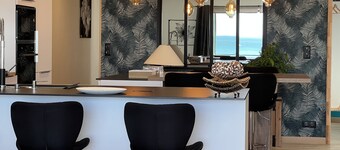 Pleasant, comfortable apartment with sea view