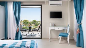 Deluxe Triple Room, Sea View