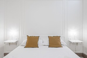 1 habitación, tabla de planchar con plancha y wifi 