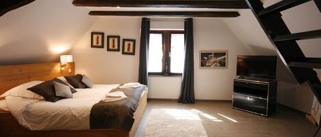 2 chambres, accĂšs au Wi-Fi (inclus), literie fournie