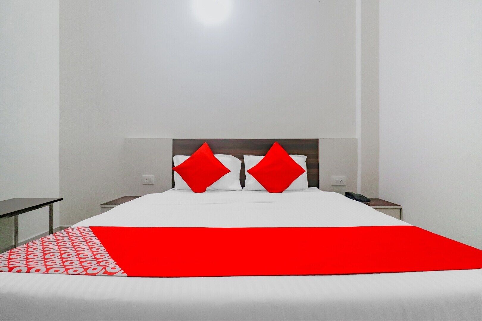12 habitaciones, wifi gratis y ropa de cama 