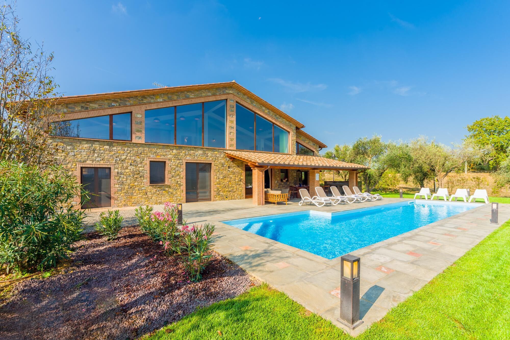 House | 7 bedrooms