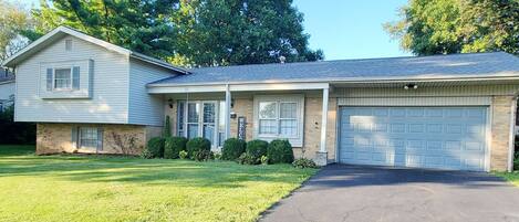 Maison, 5 chambres | Extérieur