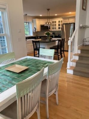 Dining - Conveniently located, spacious home located on Bailey Island in Harpswell! (Bailey Island)