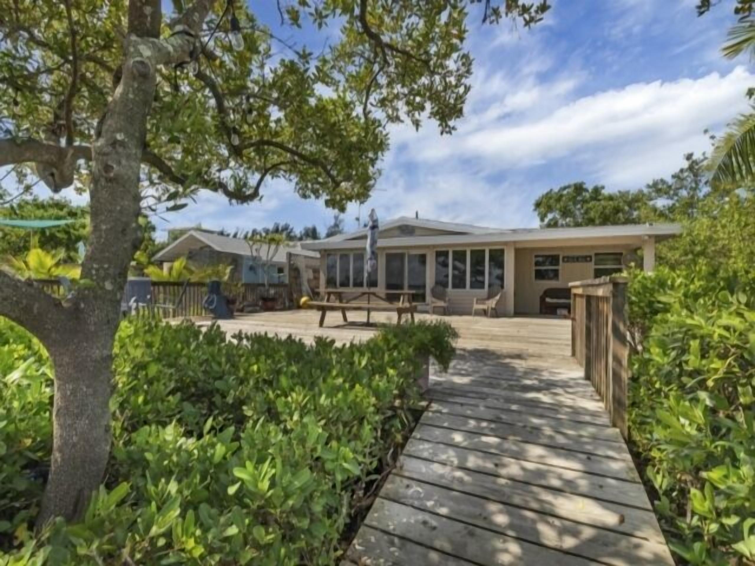 Bay Haven - Boaters Dream Direct Bay Front - Private DOCK - Private Island