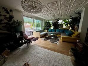 Living area - Penthouse in Schaan with beautiful 360° Terrace (Schaan)