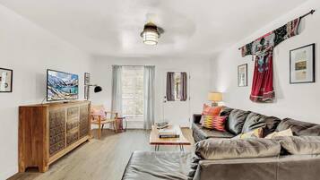 Smart TV, books, offices