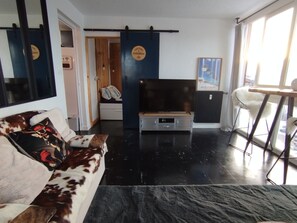 3 bedrooms, desk, iron/ironing board, free WiFi - Apartment 3bed/2bath, 8/10pers 200m Bergers-ESF snow front. Mountain view  (Huez)