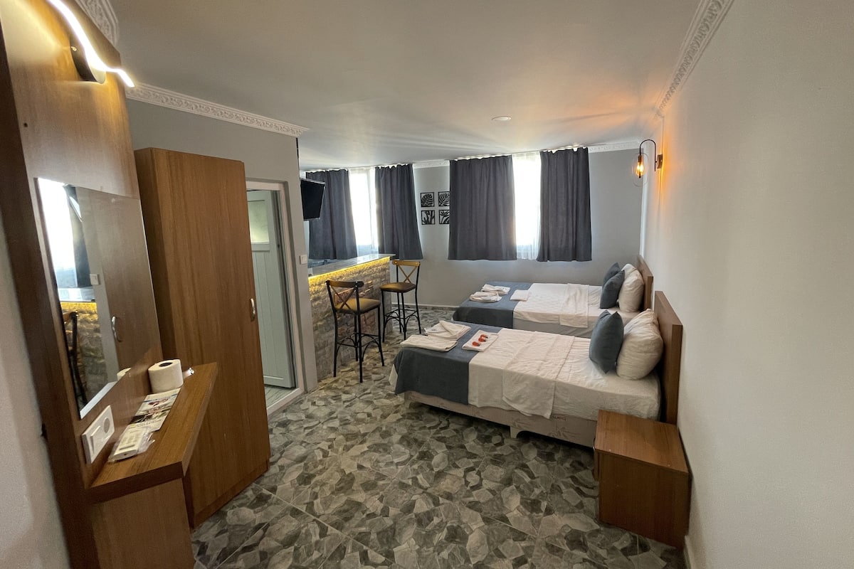 1 habitación, ropa de cama de alta calidad y decoración personalizada