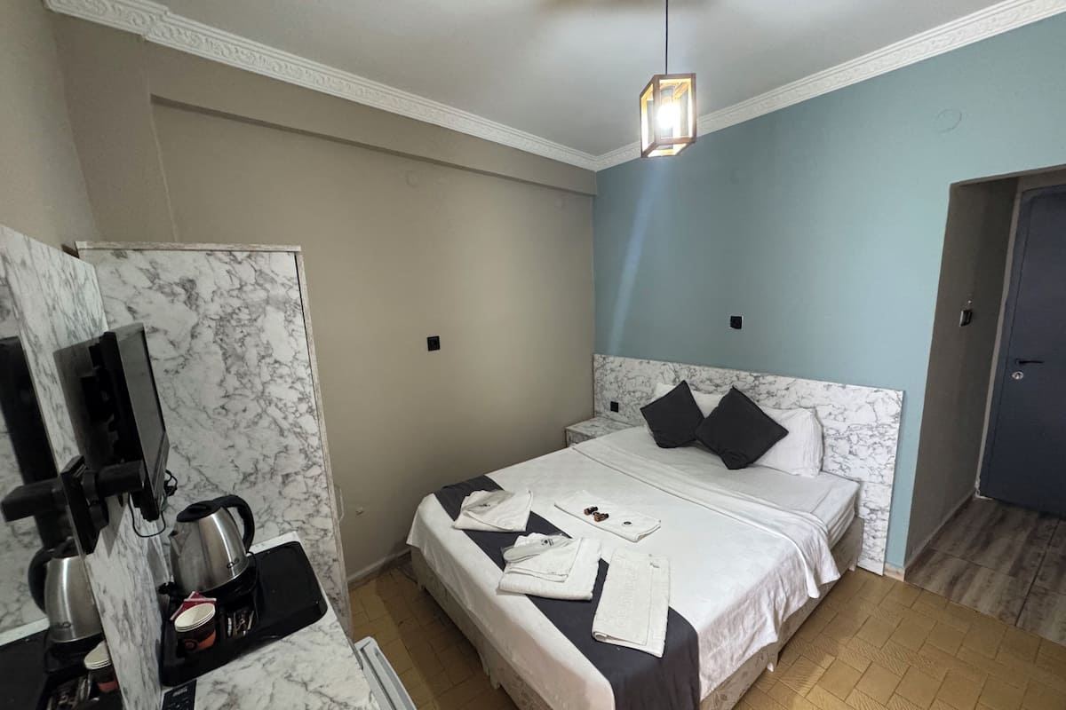 Habitación estándar | 1 dormitorio, ropa de cama de alta calidad, decoración individual