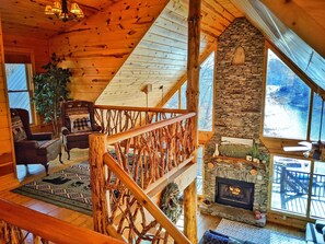 TV, fireplace, DVD player, books