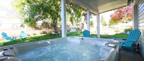 Bain à remous extérieur