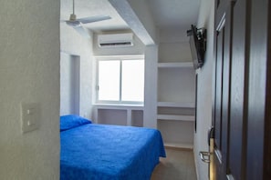 Comfort Triple Room | Free WiFi, bed sheets