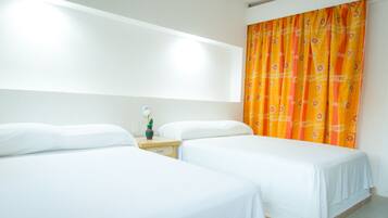 Familien-Vierbettzimmer | Kostenloses WLAN, Bettwäsche