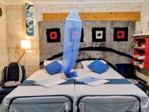 2 bedrooms, desk, iron/ironing board, free WiFi