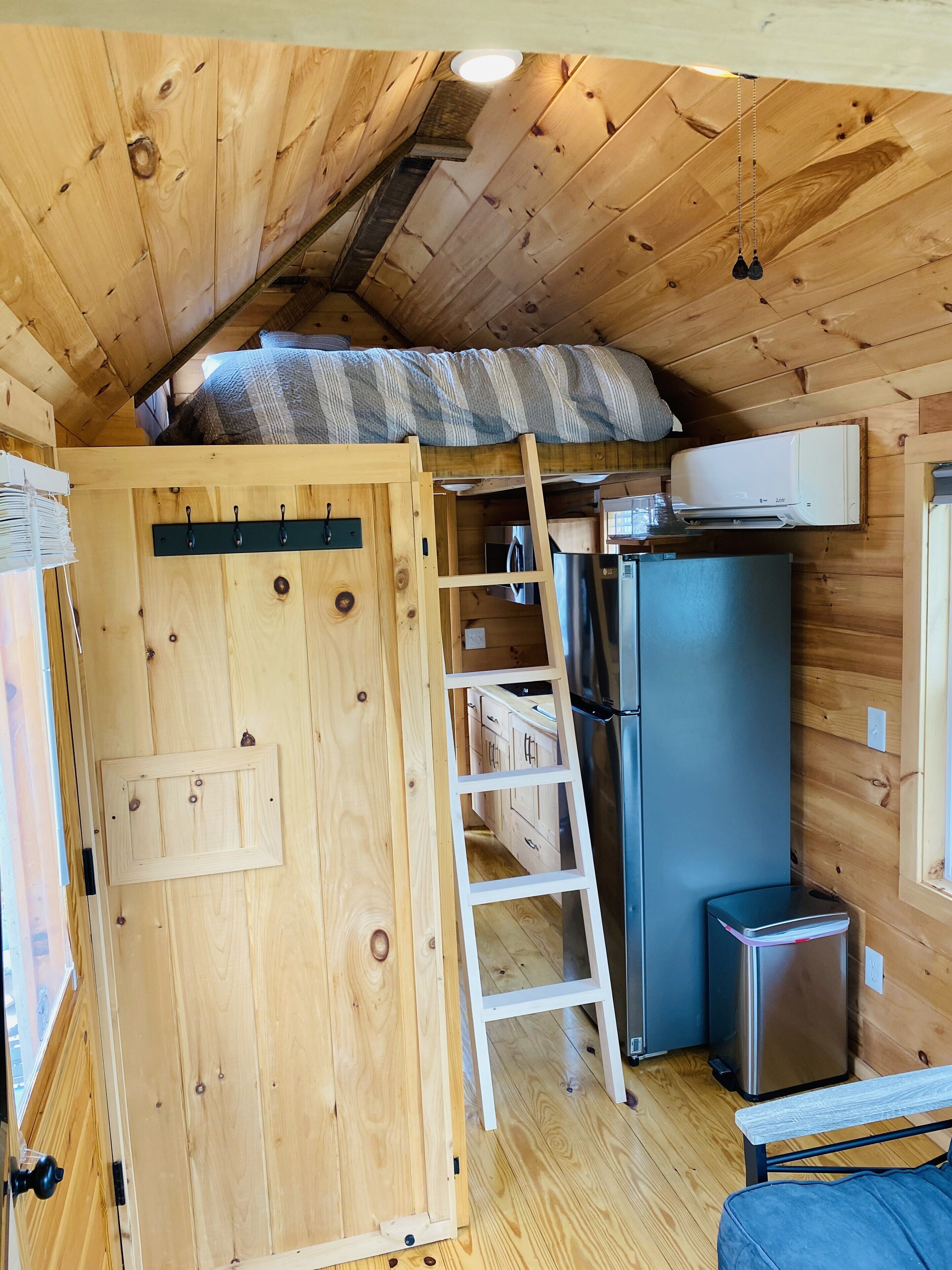 1 slaapkamer, een strijkplank/strijkijzer, wifi, beddengoed
