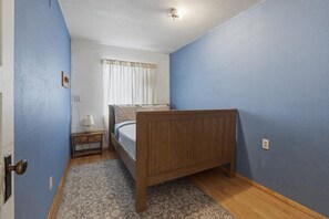 Unclassified image, 5 of 12, button